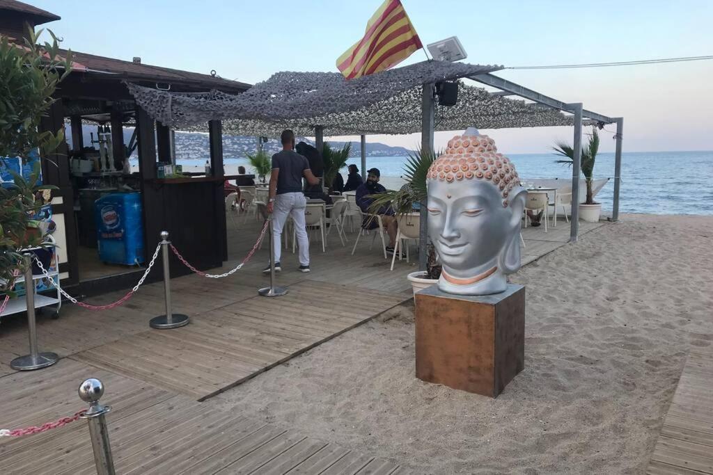 Charme Et Simplicite De Ce Nouveau Bien Empuriabrava Buitenkant foto